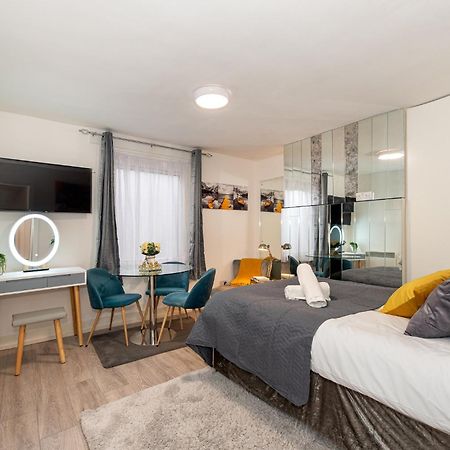 Chic Studio Apartment, Bus 18 To Euston In 30 Min. Лондон Екстер'єр фото
